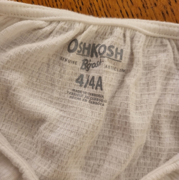 Oshkosh flutter sleeve blouse - Picture 3 of 3